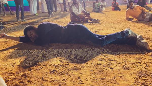 தூங்கிடுறாரு