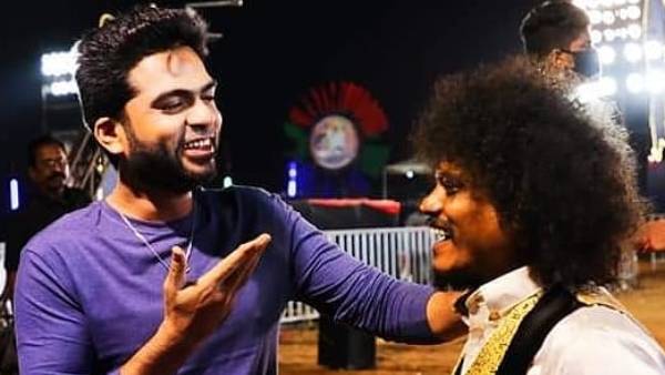 மண்ணில் படுத்த சிம்பு