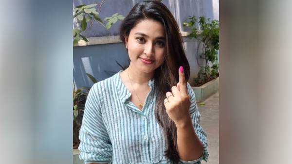 வரிசையில் நின்று