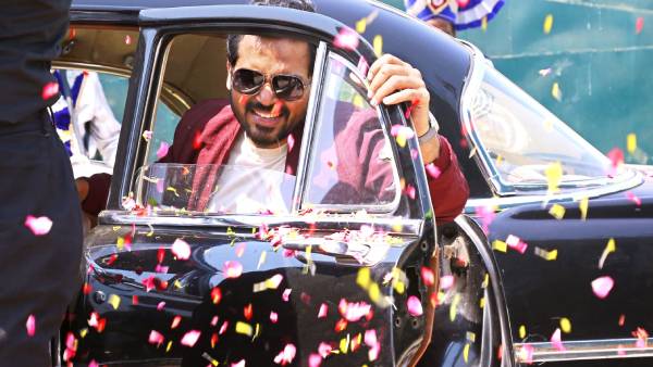 முக்கிய கதாபாத்திரம் 