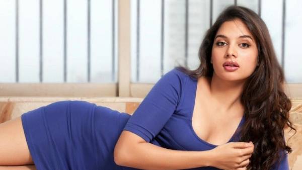 தாராள கவர்ச்சி