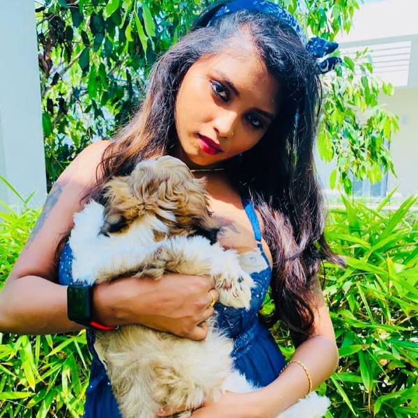 கன்னாபின்னா போட்டோ ஷூட் 