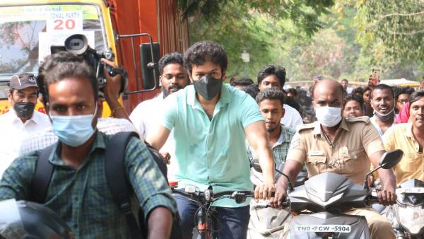 இந்தியளவில் டிரெண்டிங்