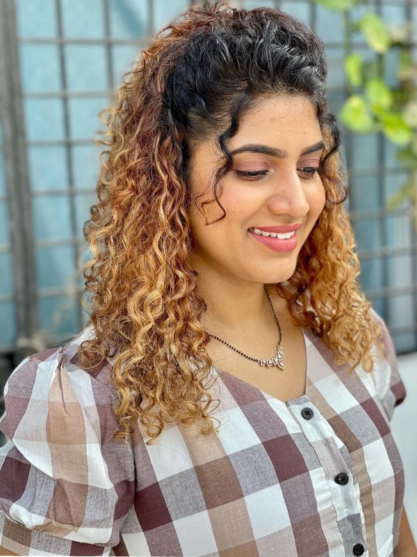 பலரது லைக்குகள்