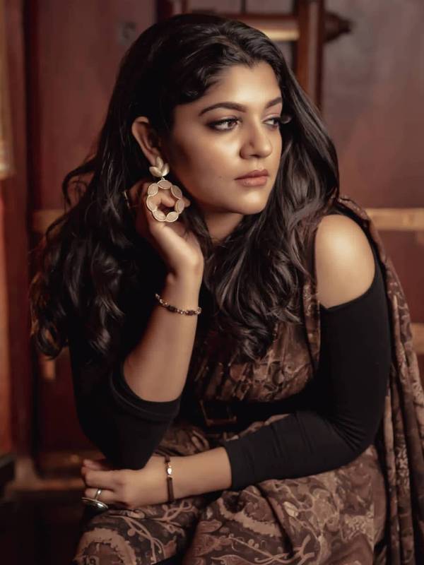 கிழிந்த ஜாக்கெட்