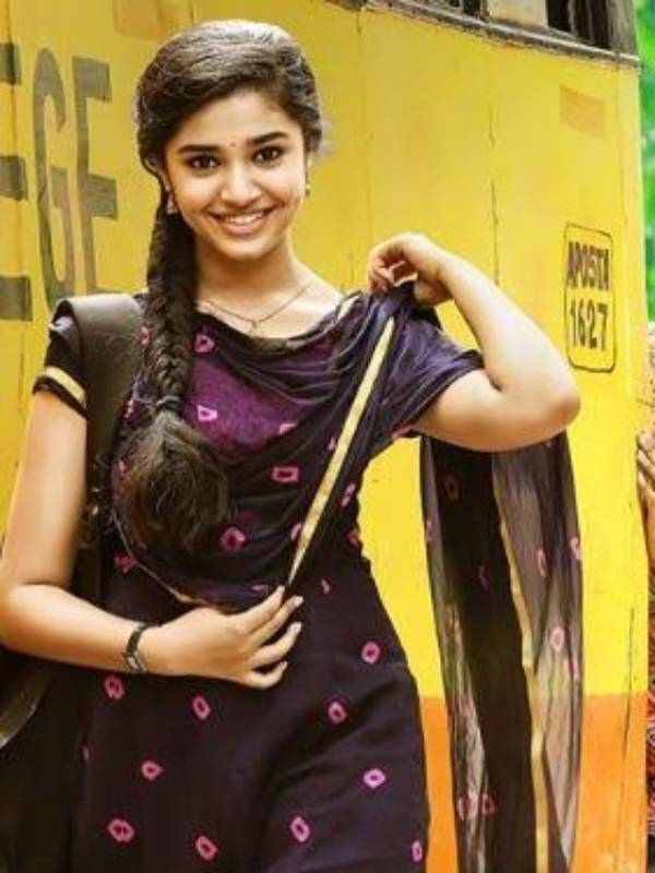 100 கோடிக்கு மேல்