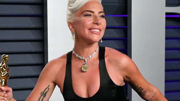 காட்டுமிராண்டித்தனமாக