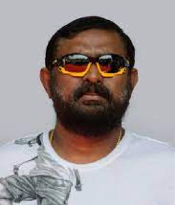 டைரக்டரிடம் கோரிக்கை