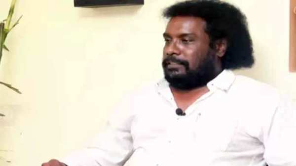 மகள் அழுகிறாள்