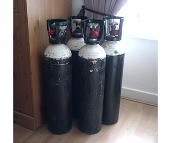 விளம்பரமின்றி