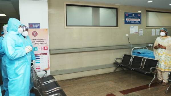 கொரோனா யுத்தம்