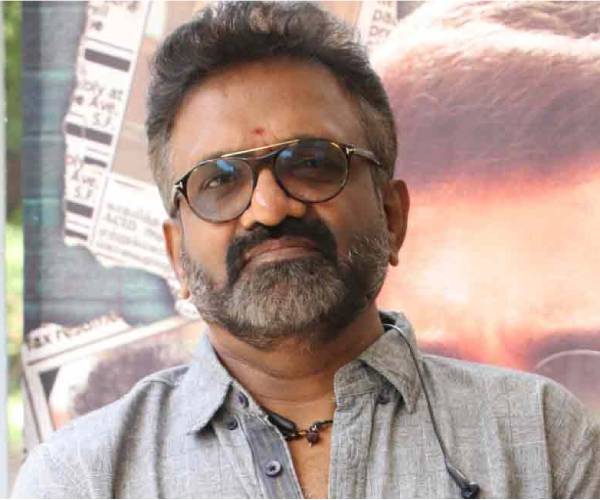 எச்சரித்தவண்ணம் இருந்தனர்