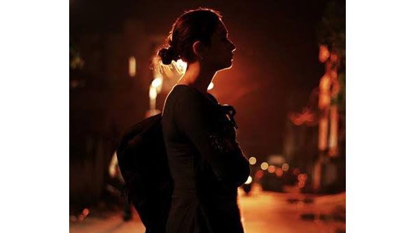 மீசை வைத்து விளம்பரம்