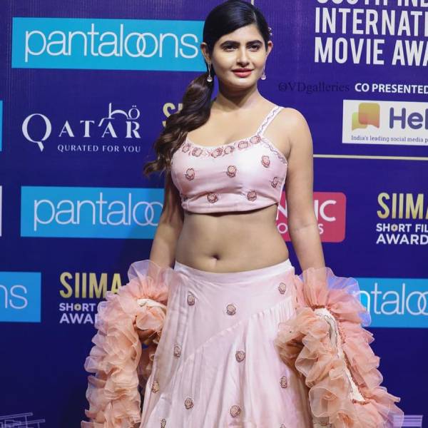 அசத்தலான நடிப்பு