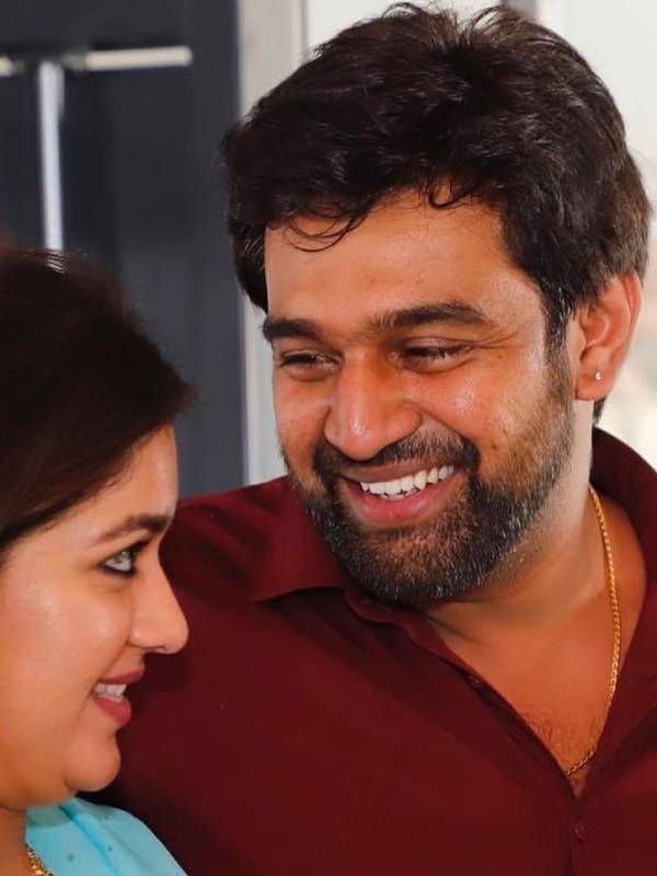 கலங்கும் ரசிகர்கள்