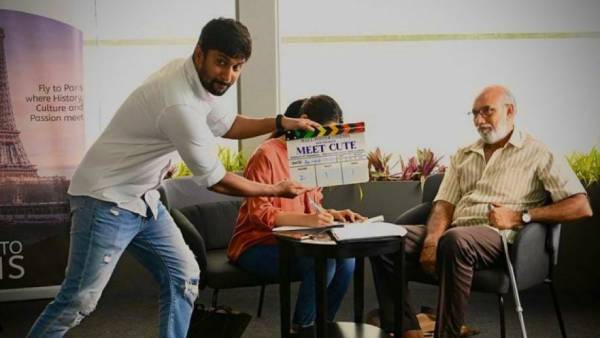 பின்னால் அவரது தங்கை 