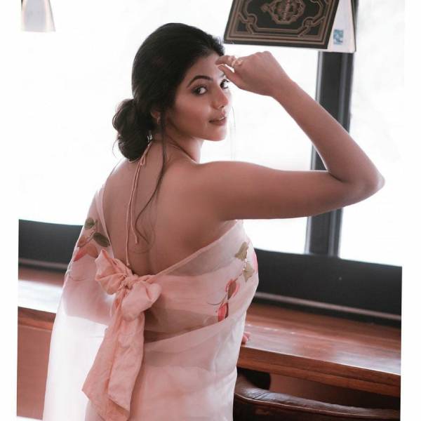 ஒருதலை காதலியாக