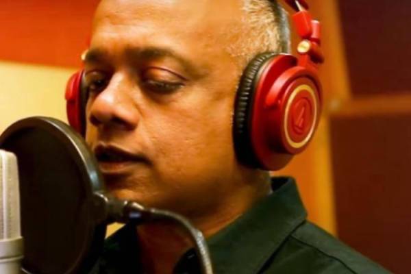 பாடகர் அவதாரம்