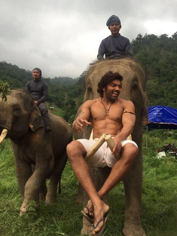 போராடுகிறான்