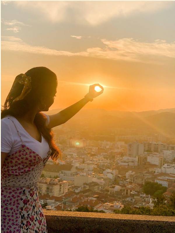 அந்த சன் இருக்கே