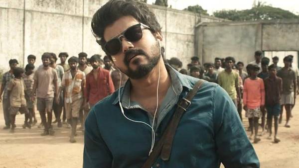 முதலிடத்தில் மாஸ்டர்