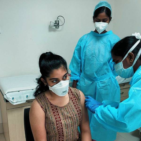 தயக்கம் இன்றி