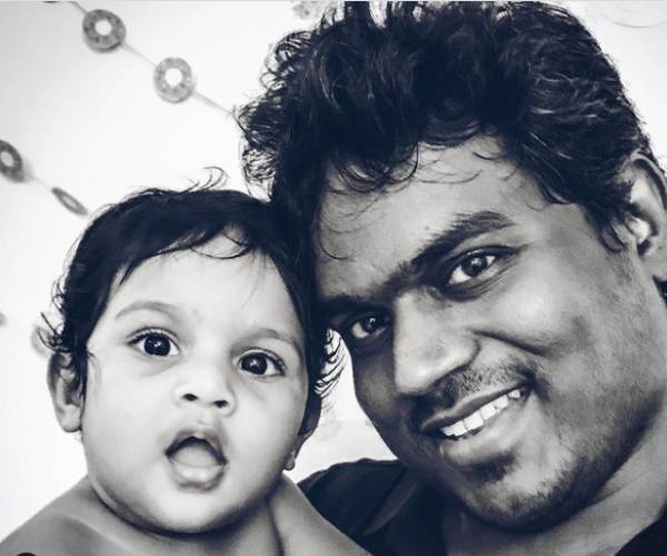 வேகமா வளருகிறாள் வேகமா வளருகிறாள்