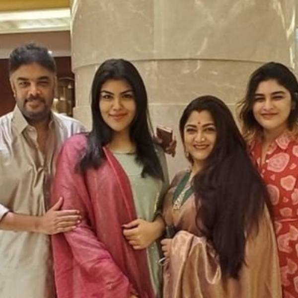 குவியும் வாழ்த்துக்கள் குவியும் வாழ்த்துக்கள்