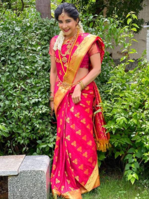 கழுத்தில் தாலி