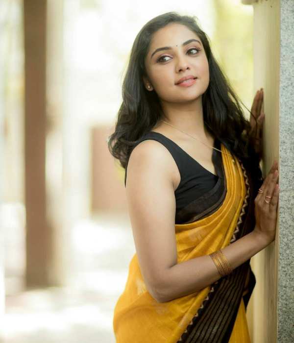 முக்கிய வேடத்திலும்