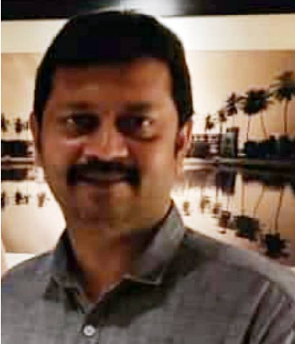 வாழ்த்து தெரிவித்தார் 
