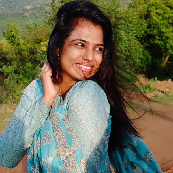 சிங்கப் பெண் 