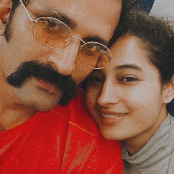 அடி வாங்கும் காட்சிகளிலும் 