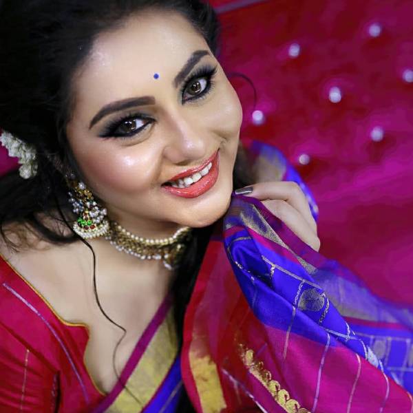 திருமணம் செய்து கொண்டார் திருமணம் செய்து கொண்டார்