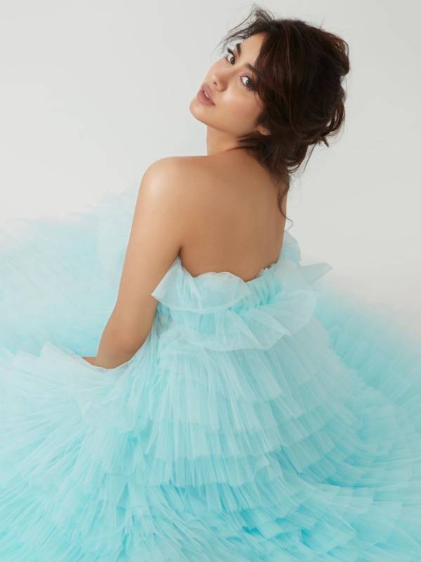 பட்டர்ஃபிளை போஸ்