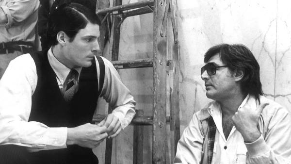 நியூயார்க்கில் பிறந்தார்