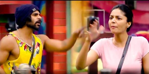 பாலாவுடன் மோதல் பாலாவுடன் மோதல்