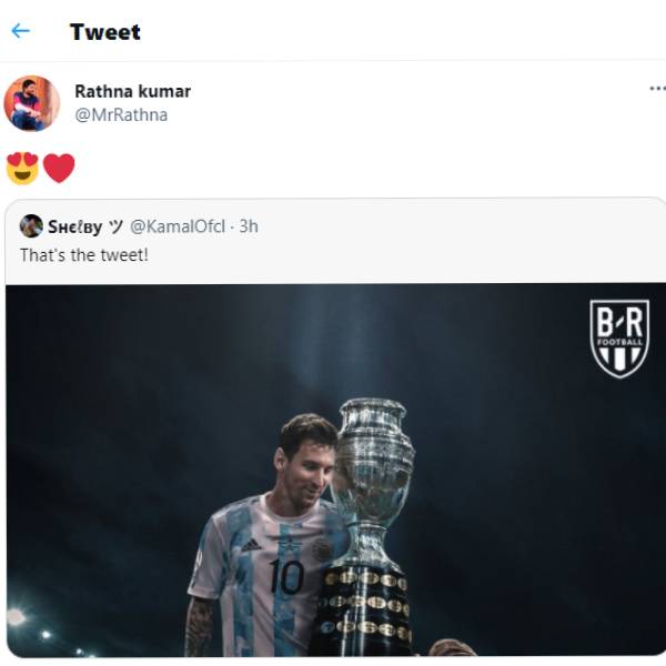 கையில் கோப்பை