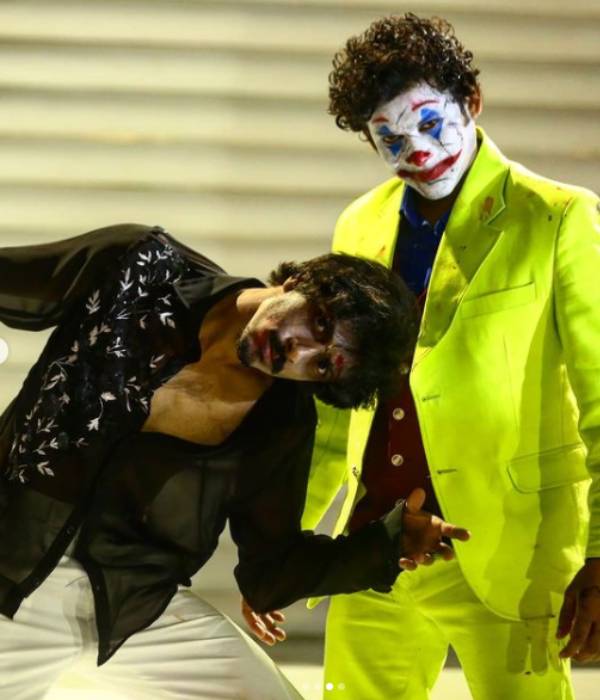 நகுலுடன்