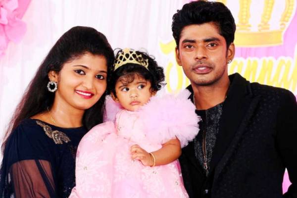 மகளும் பிரபலமானார் 