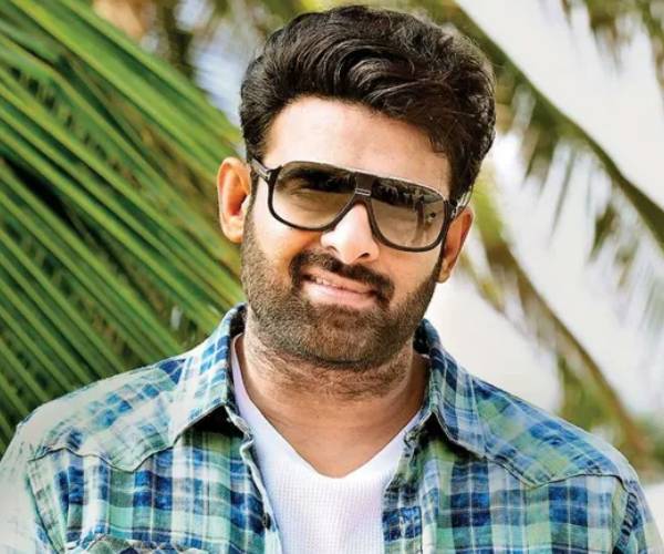 ராதே ஷ்யாமிற்காக காத்திருக்கும் பிரபாஸ் 