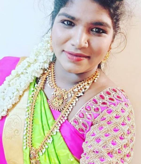 படங்களில் 