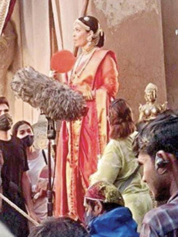 ஐஸ்வர்யா ராய் வில்லியா