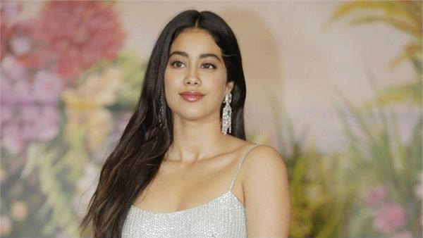 ஜான்வி கபூர் நடிப்பில்