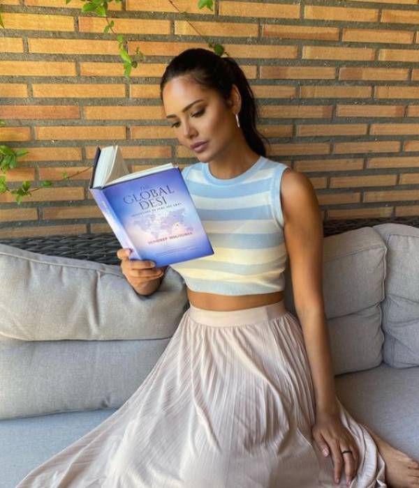 கவர்ச்சி கன்னியாக