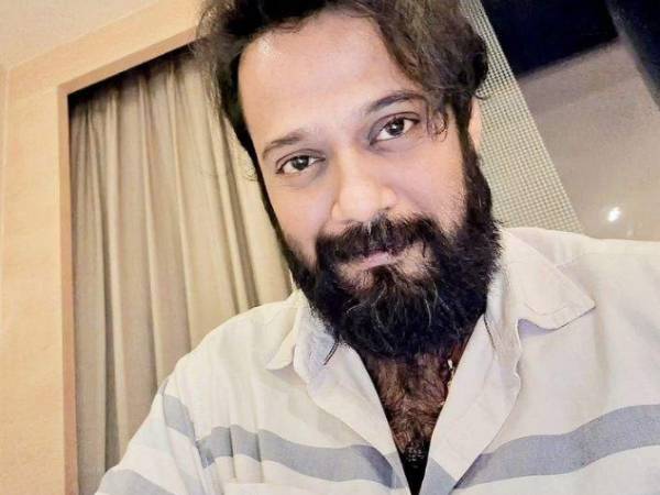 இயக்குனர் சிவாவின் தம்பி இயக்குனர் சிவாவின் தம்பி