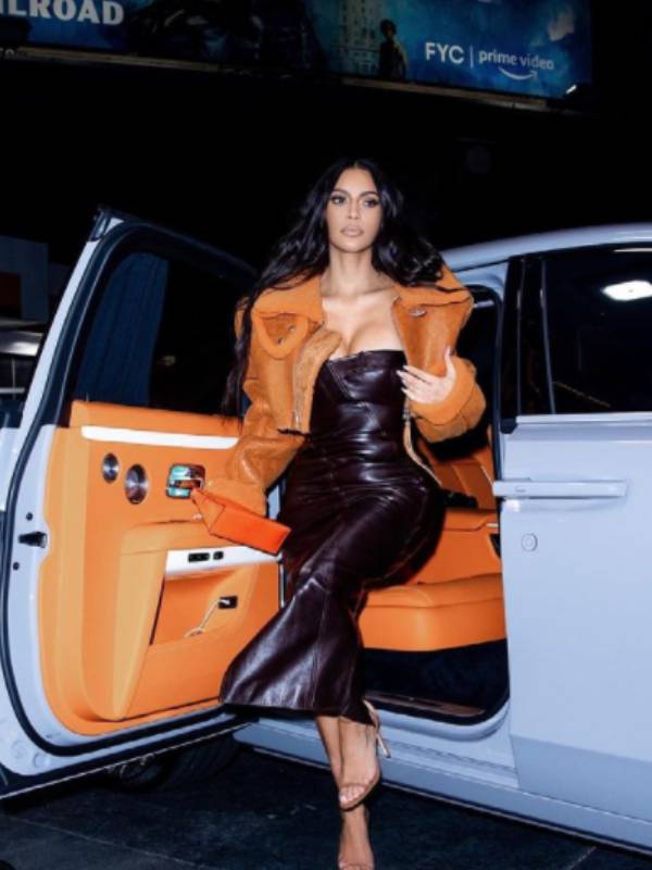 காருக்கு உடை