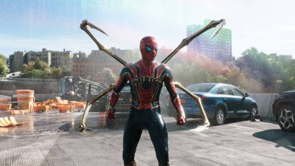 சூப்பர் ஹீரோ ஸ்பைடர் மேன்