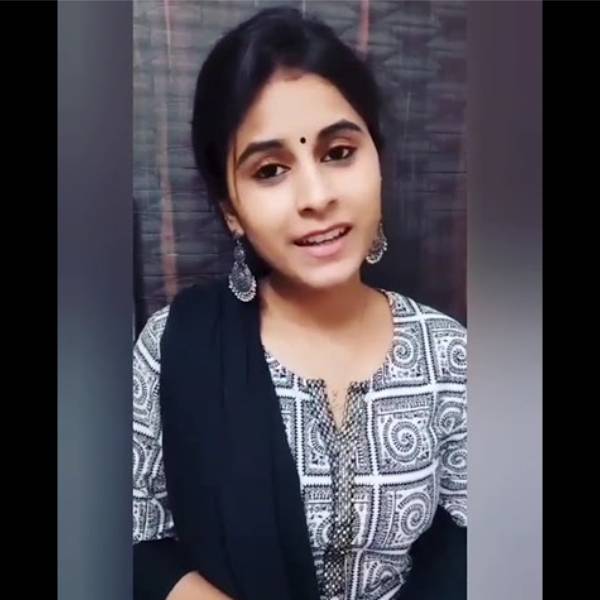 குக் வித் கோமாளி பிரபலம் குக் வித் கோமாளி பிரபலம்