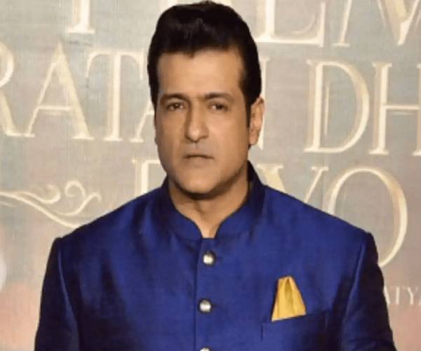 கோகெய்ன் வைத்திருந்தார்.